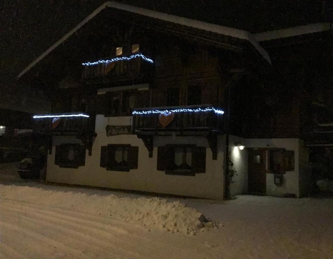 Bed And Breakfast Chalet Manava Morzine Exterior photo